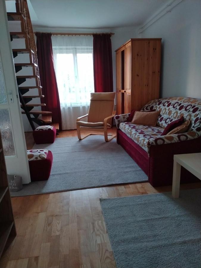 Eva Vendeghaz Villa Tata Luaran gambar