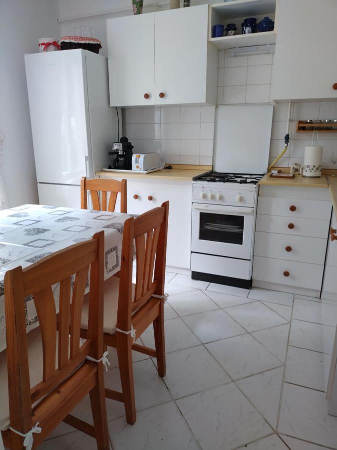 Eva Vendeghaz Villa Tata Luaran gambar